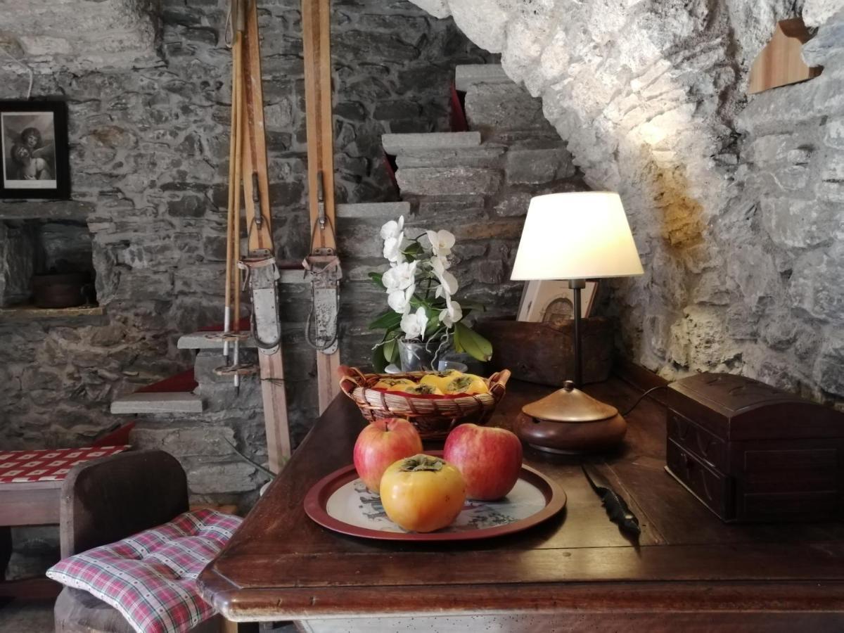 سان-رهيمي-أون-بوسيز La Thuillettaz B&B المظهر الخارجي الصورة