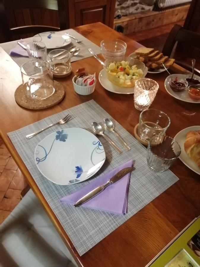 سان-رهيمي-أون-بوسيز La Thuillettaz B&B المظهر الخارجي الصورة