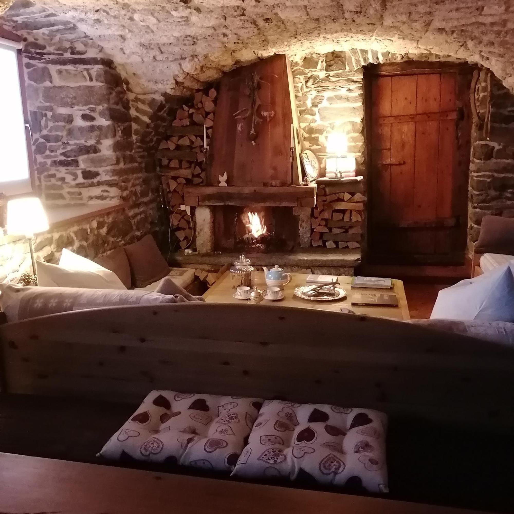 سان-رهيمي-أون-بوسيز La Thuillettaz B&B المظهر الخارجي الصورة
