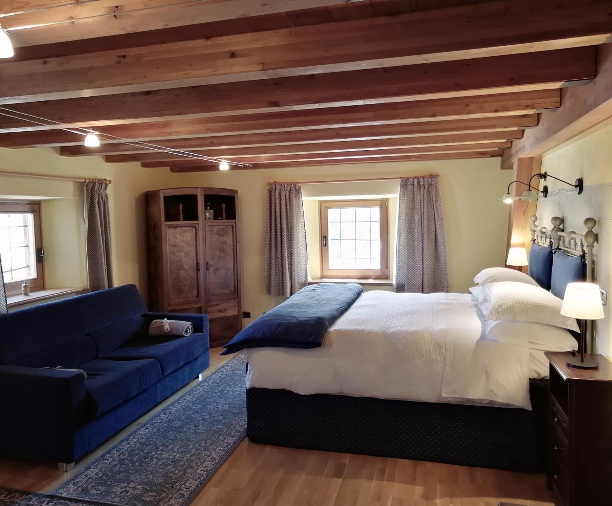 سان-رهيمي-أون-بوسيز La Thuillettaz B&B الغرفة الصورة